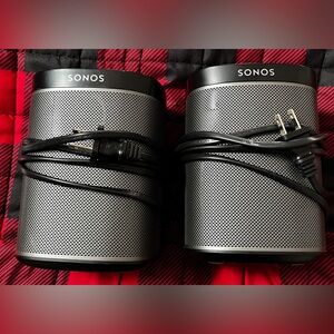 Sonos Speakers Perfect Condition (FREE SHIPPING)